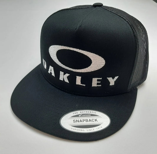 Oakley Flat Bill Mesh Snapback Embroidered Baseball Cap Hat Black